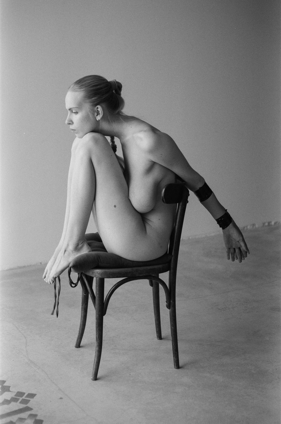 Bondage [NIKON FM, 50mm, ILFORD HP5+], shot on nikon fm with ilford hp5 plus