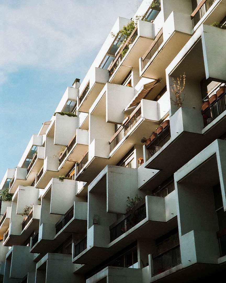 paris flats [canon sure shot, pro image 100], shot on CANON AF35M