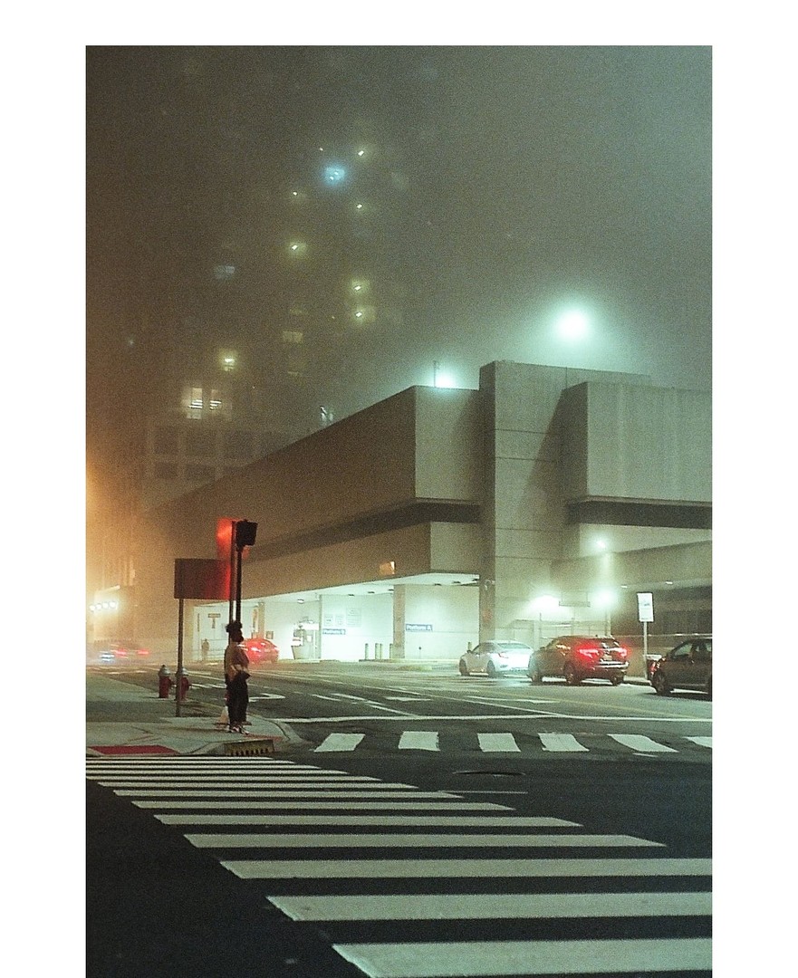 Fuji superia 800 when there is no cinestill in the cupboard nikon fg- 20 / 50mm 2.8/, tagged crosswalk