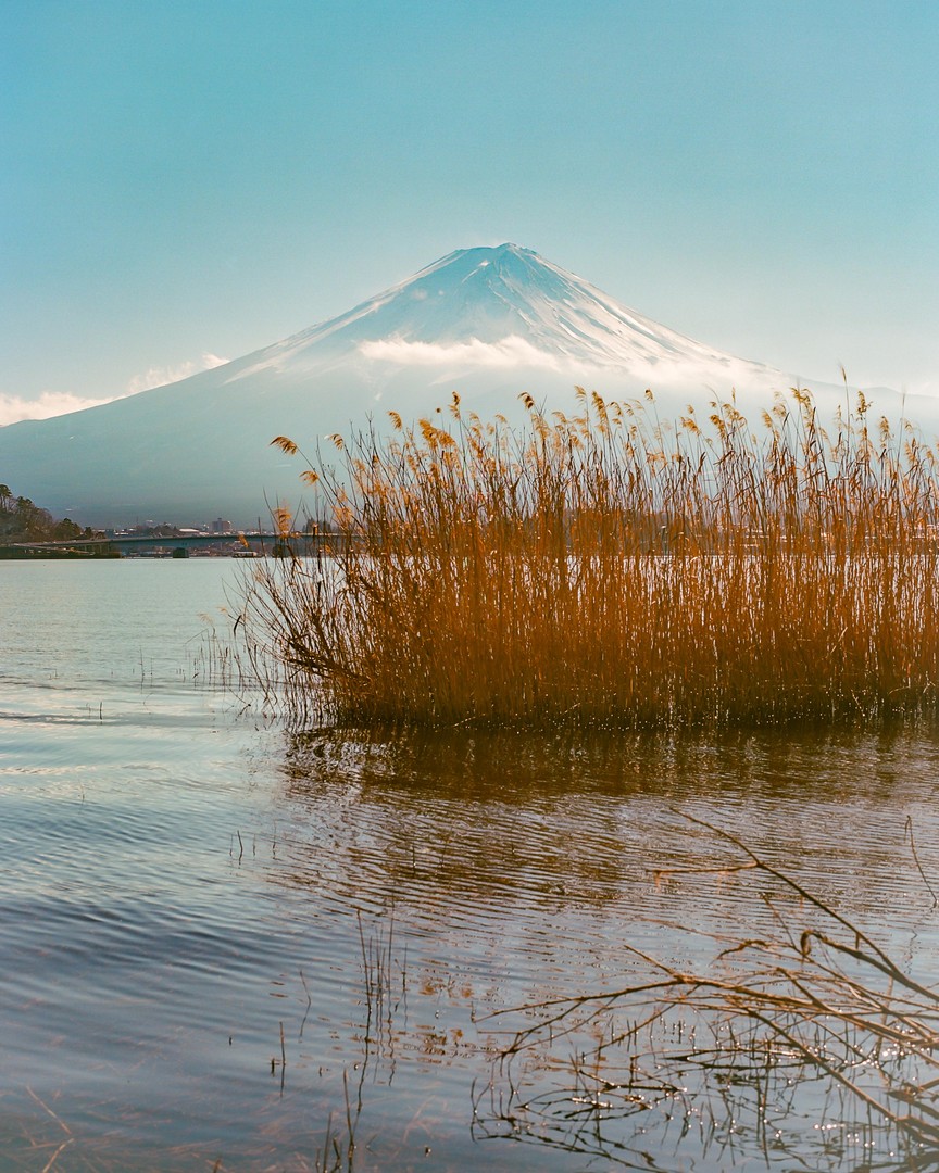 fujisan [pentax 645, 75mm f/2.8, ektar 100], shot on PENTAX 645