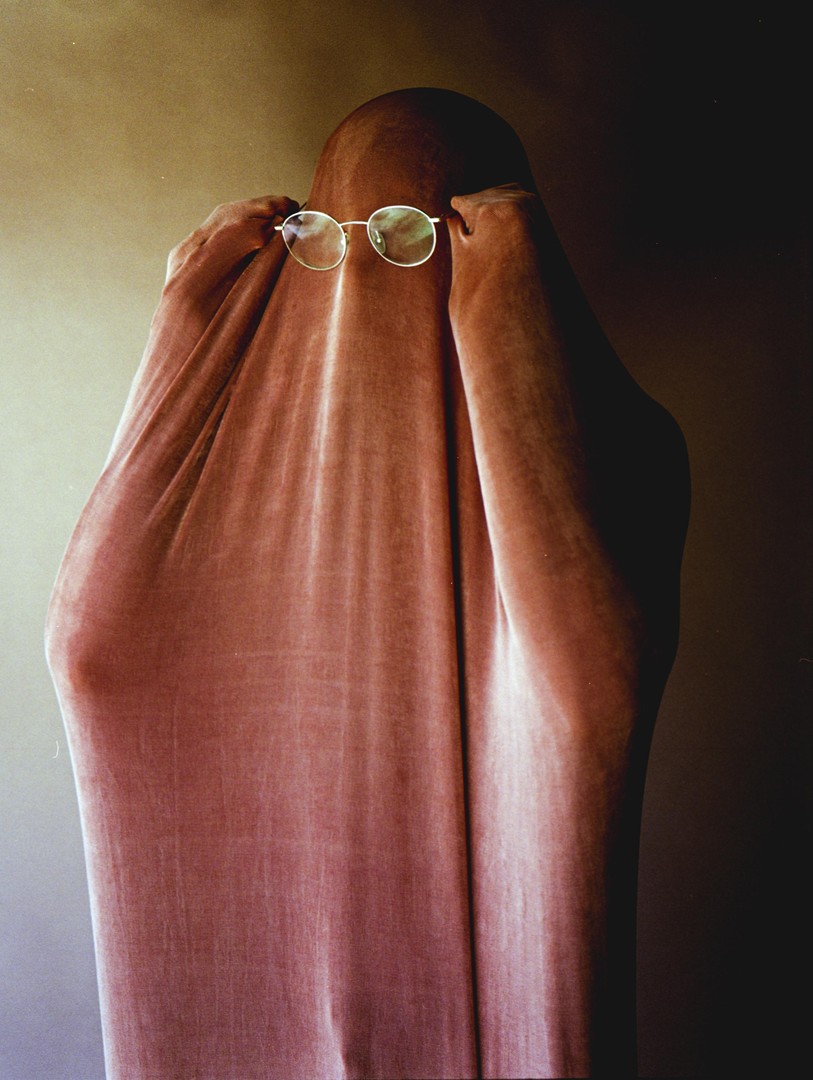 Mesh [Fuji645ZI, portra 800], tagged person