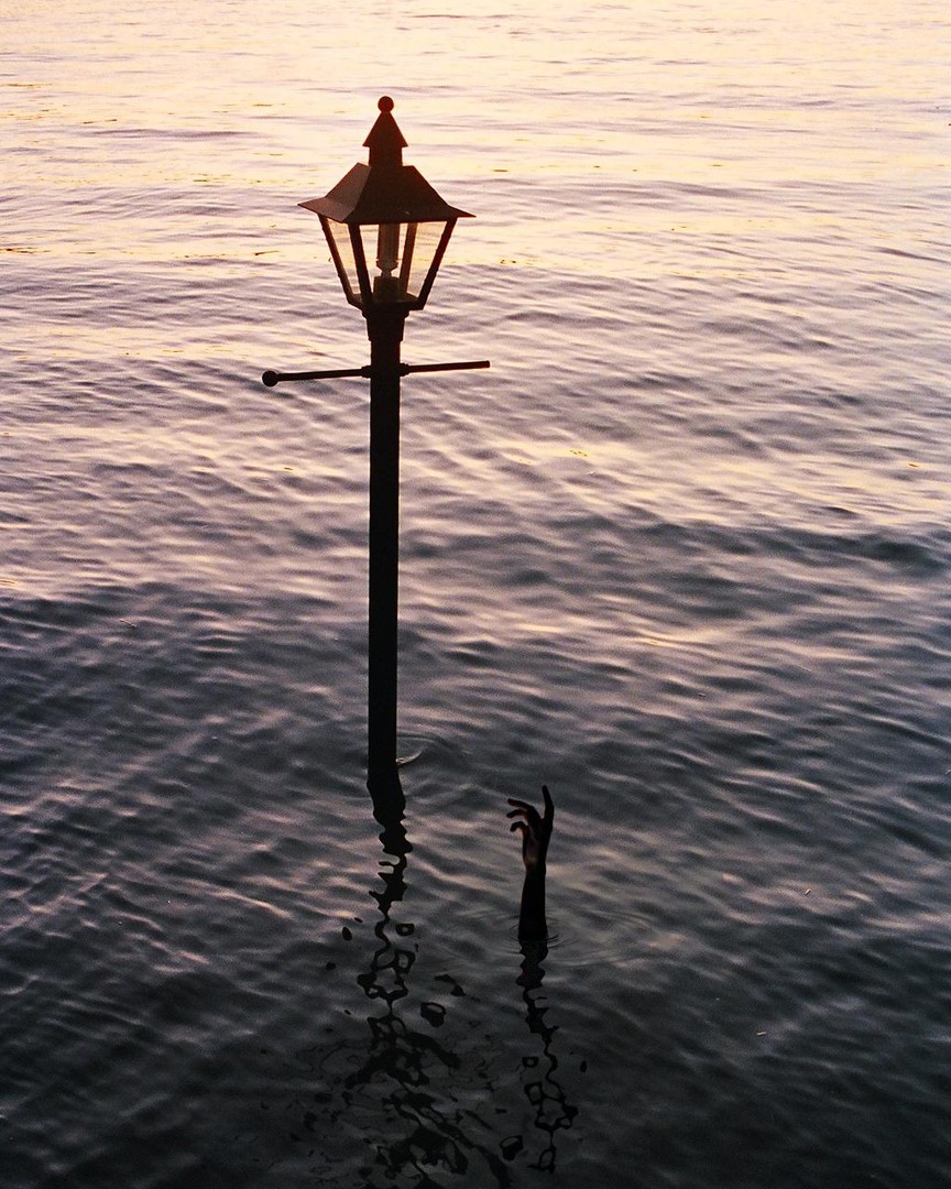Sinking [Canon FTb, 50mm, Superia 400], shot on CANON FTB