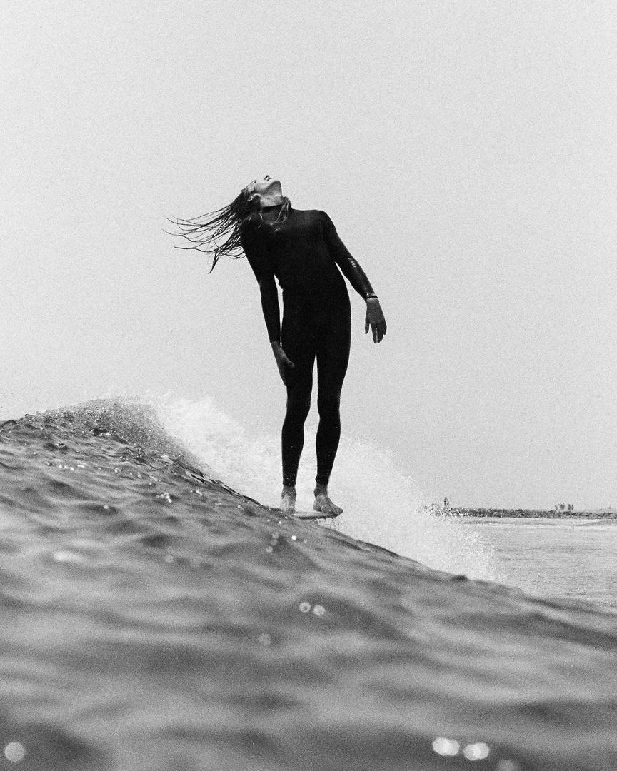 F100 / 85mm / Ilford 3200, shot on NIKON F100