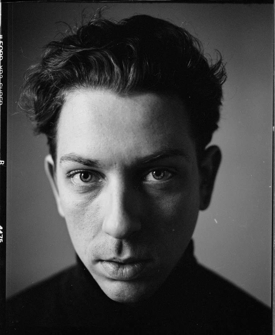 Earley, Mamiya RB67 | Ilford XP2 Super @800 | 90mm 3.8, shot on ILFORD XP2 SUPER