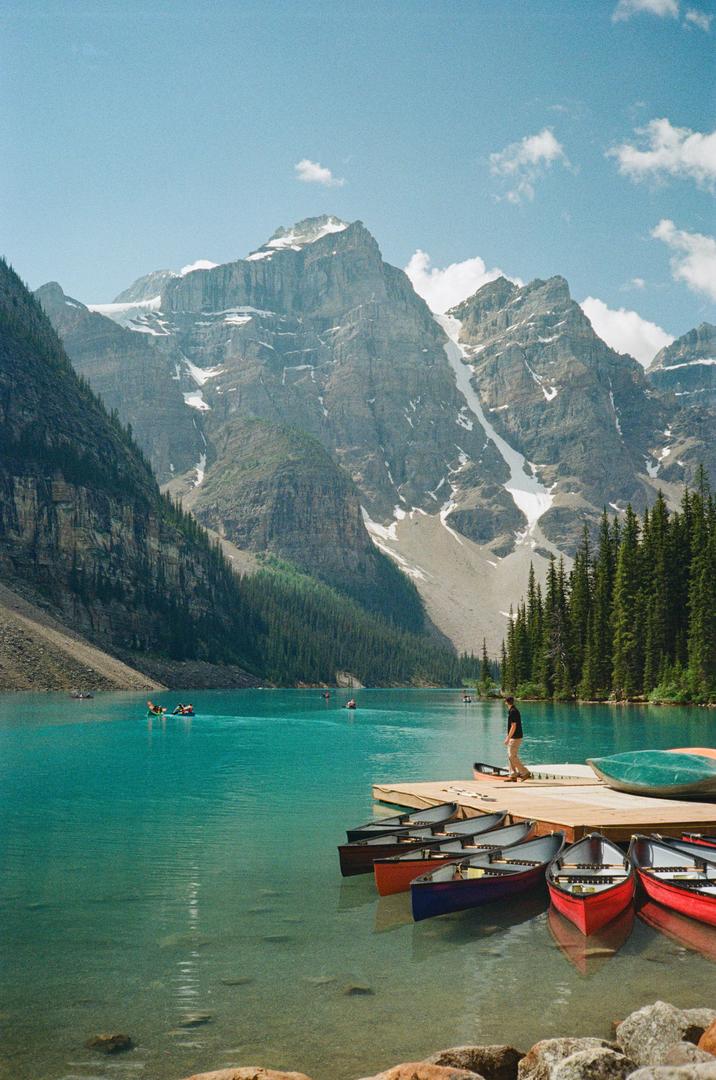 Moraine Lake - Minolta HiMatic AF, Kodak Gold 200, shot on MINOLTA HI-MATIC AF