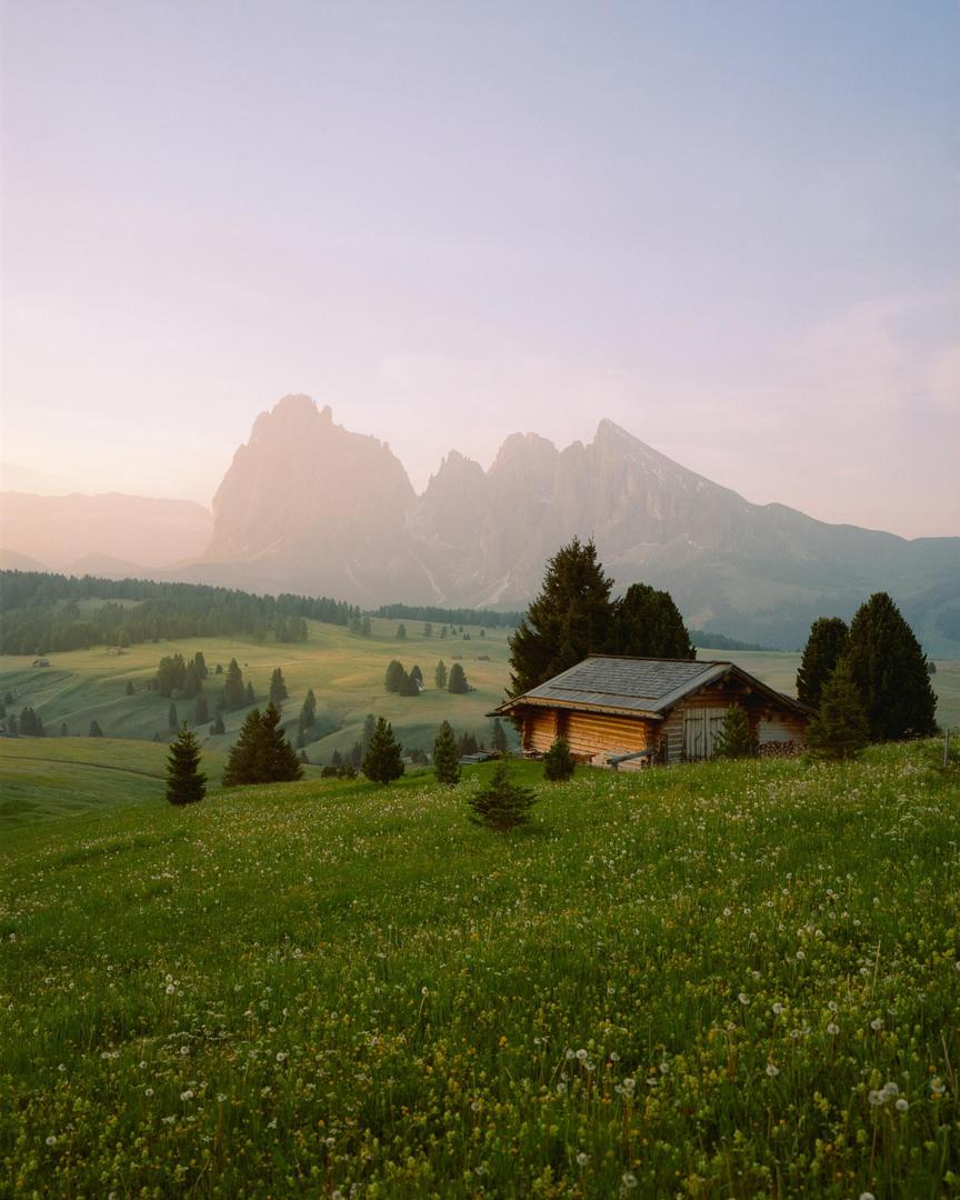Dolomites in Summer [Mamiya 7, 65mm f4, Portra 400], tagged cabin