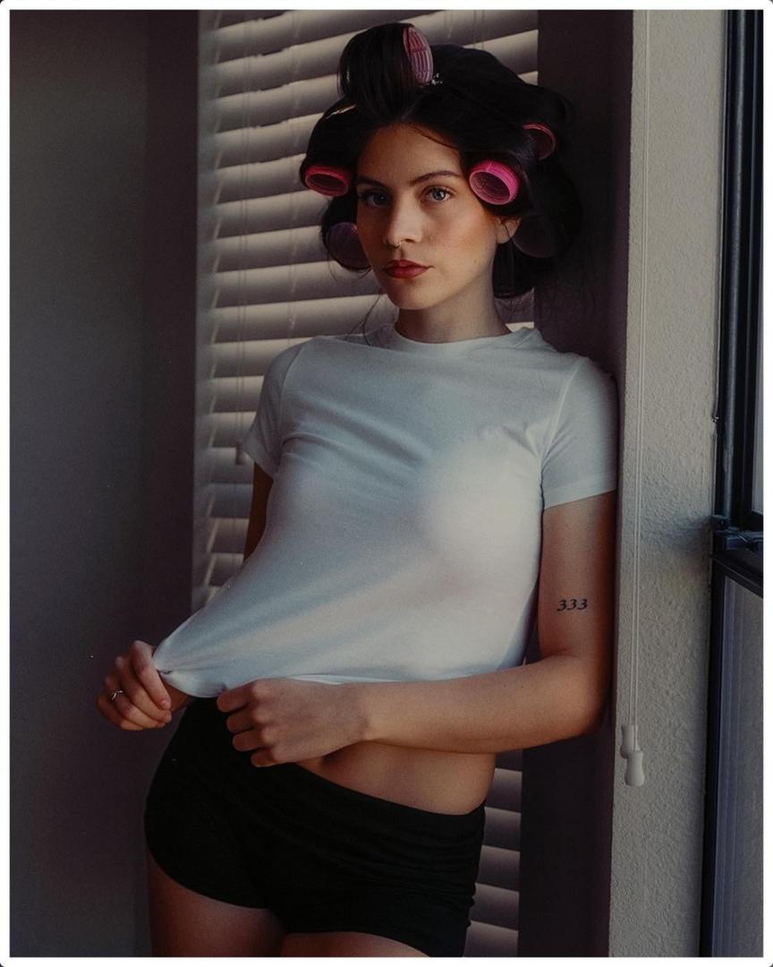 Venus: Canon EOS 650 on Kodak Ultramax 400, shot on CANON EOS 650